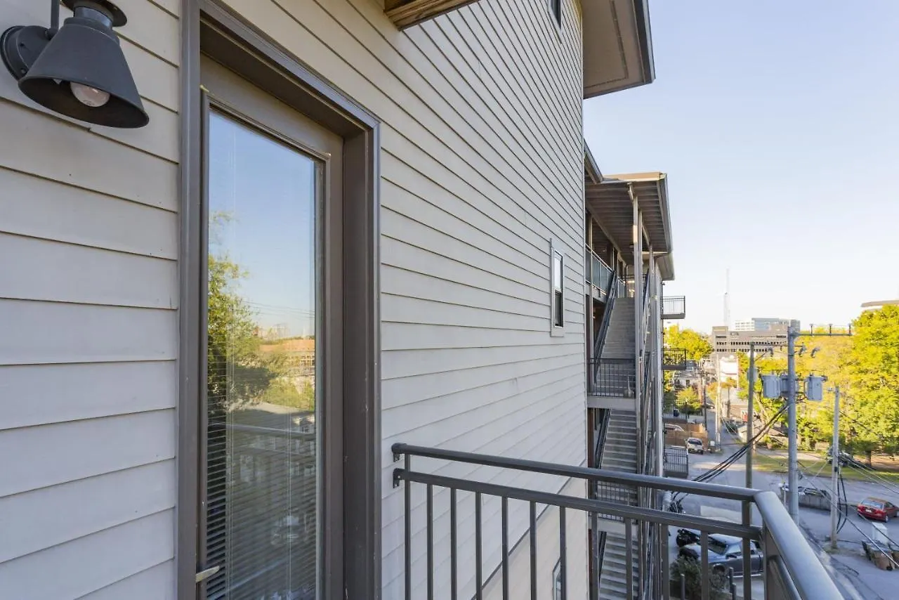 Cozysuites Music Row Stunning 2Br -Free Parking 50 내슈빌 0*,  미국