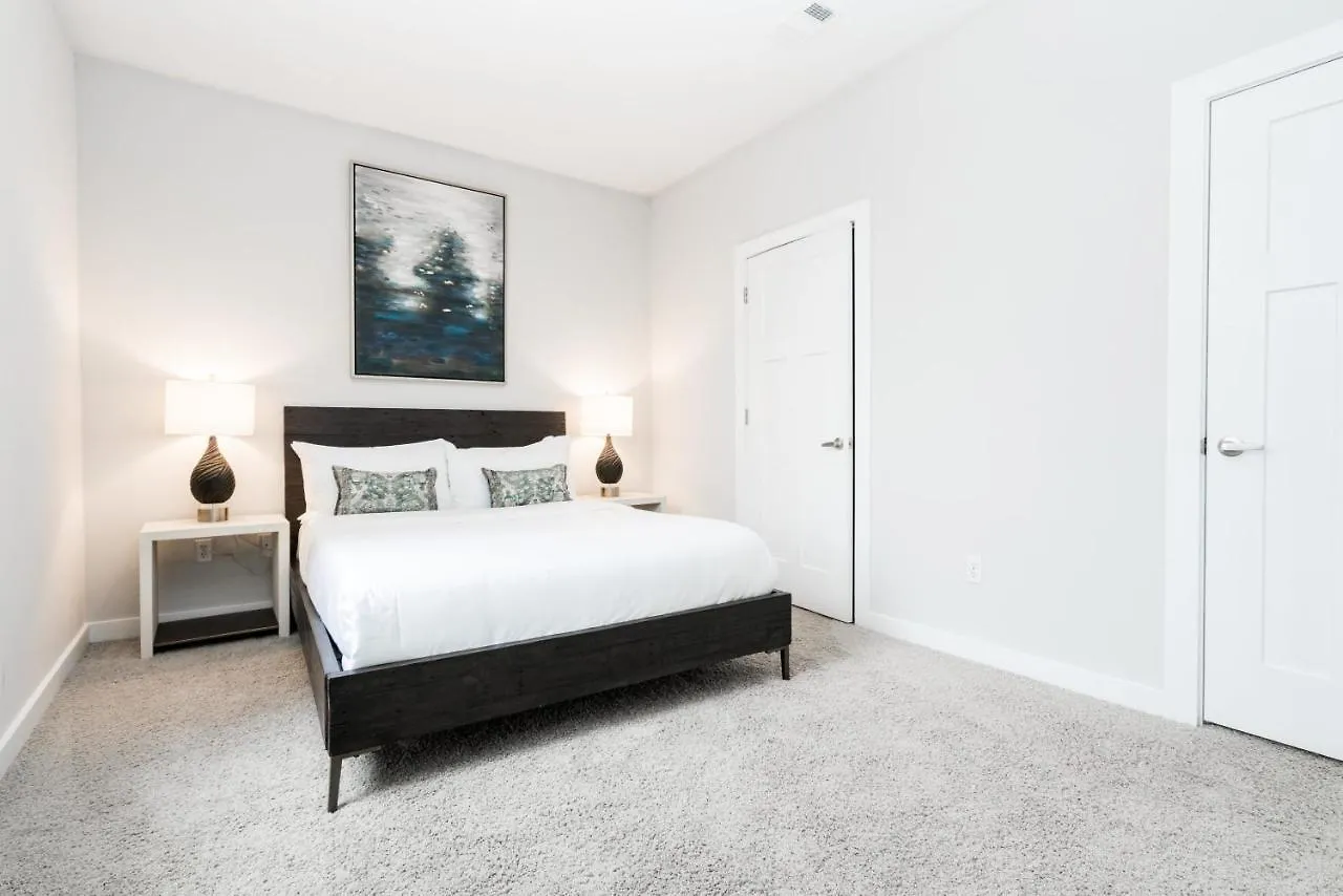 Cozysuites Music Row Stunning 2Br -Free Parking 50 내슈빌 0*,  미국
